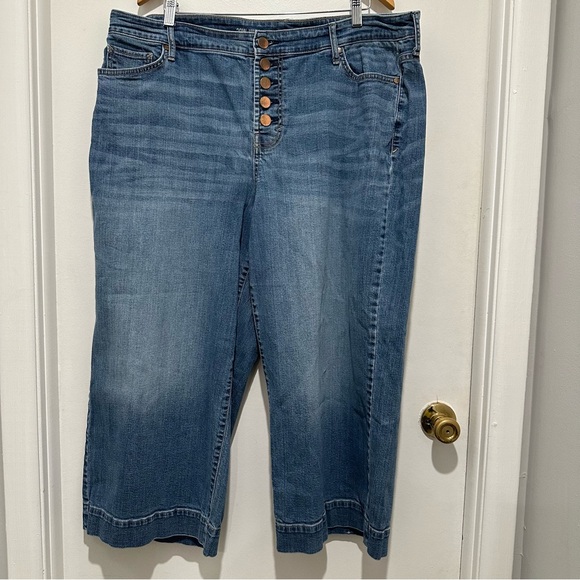 a new day Denim - a.n.a Plus Size Wide Leg Button Up Jeans